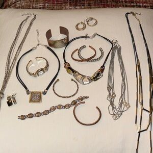 14 piece mixed metal jewelry lot